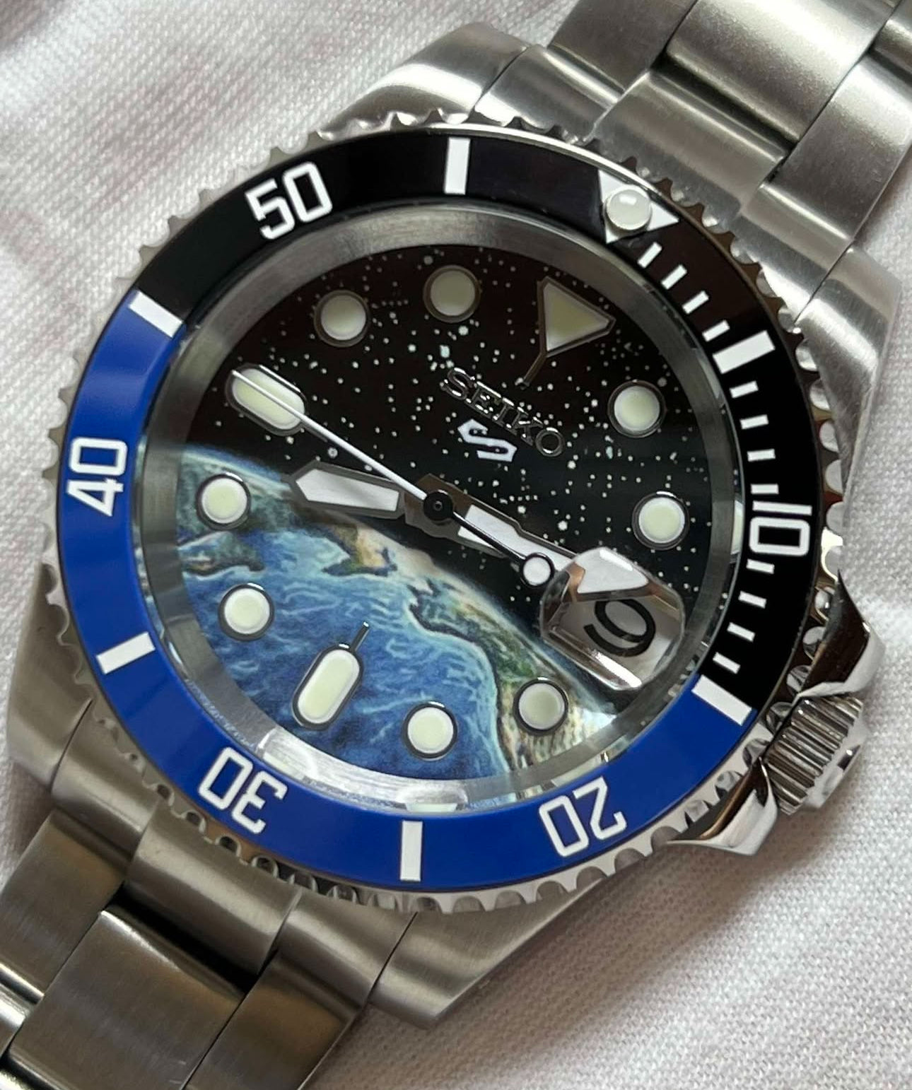 Monarch Moon dial